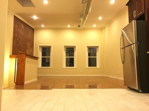 Building Photo - 63 Division Ave