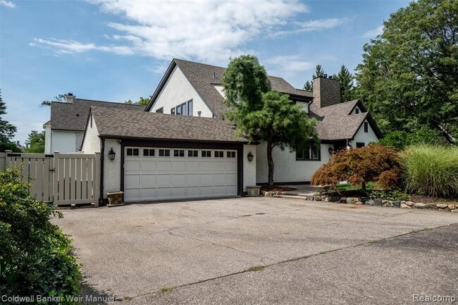 Building Photo - 839 Randall Ct