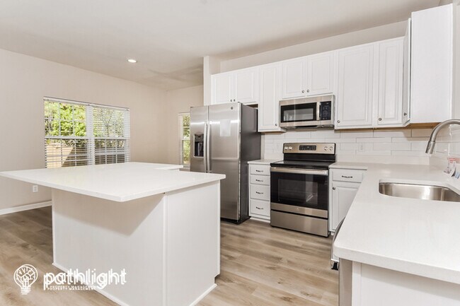 Building Photo - 101 Walden Pl Cir, Elgin, SC, 29045
