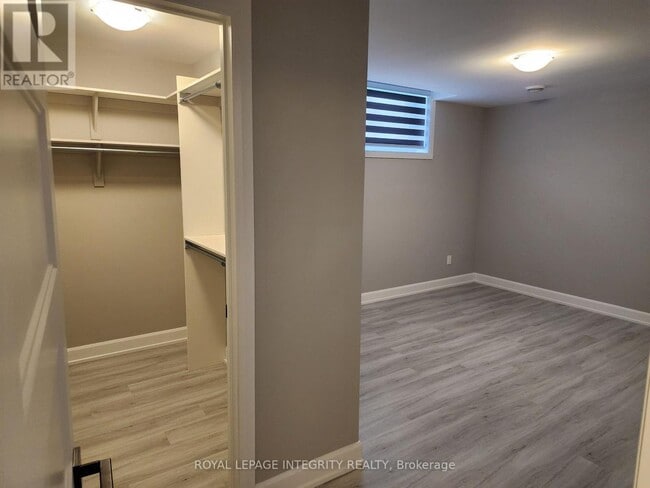 Building Photo - 1232 Montblanc Cres