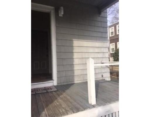 Foto del edificio - 413-415 Lebanon St