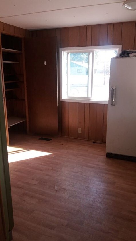 Primary Photo - 1410 Elm Street