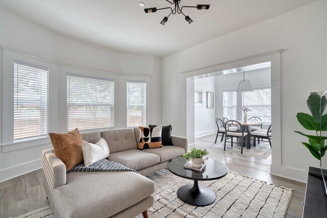 Foto del edificio - 317 NE Beech St