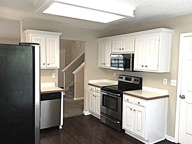 Building Photo - 1149 Brookton Chase Ct