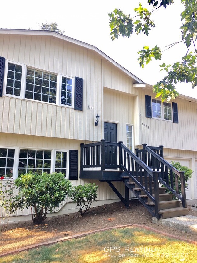 Building Photo - Traditional 3 Bedroom in North Bothell!