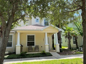 Building Photo - 1641 Retreat Cir