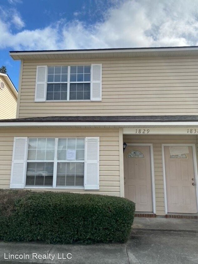 Primary Photo - 2 br, 2.5 bath House - 1829 Remer Lane*