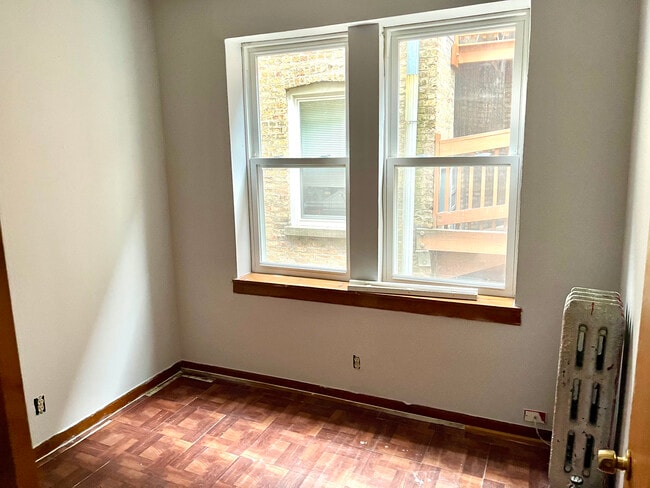 Bedroom - 302 N Menard Ave