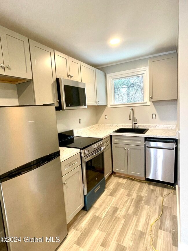 Building Photo - 2648 US-9