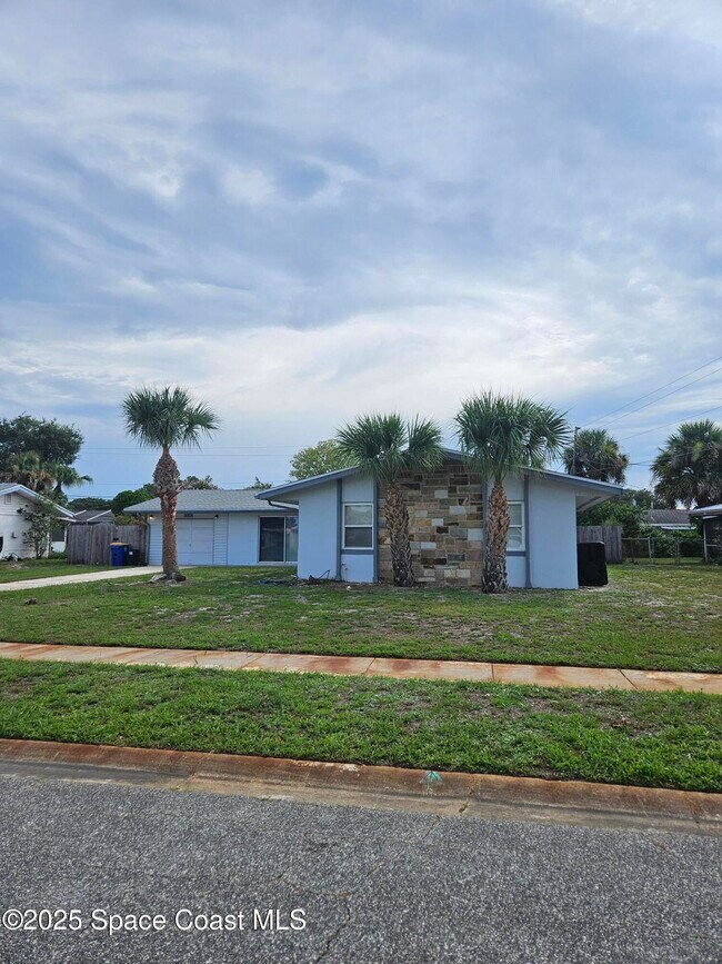 Foto del edificio - 955 Beechfern Ln
