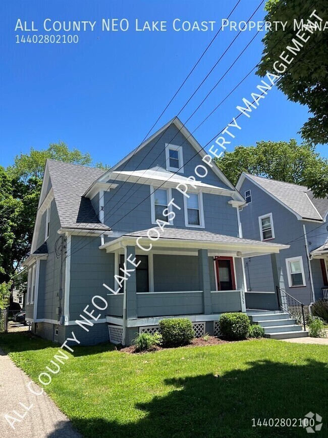 Building Photo - 1353 Cove Ave
