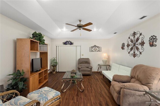 Building Photo - 2602 Ashley Dr