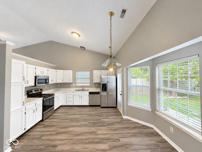 Building Photo - 12915 Longleaf Ln