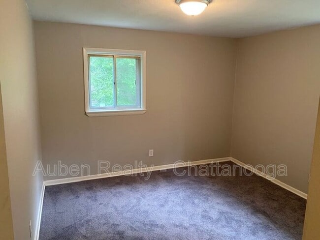 Photo - 1512 Wilson Rd House