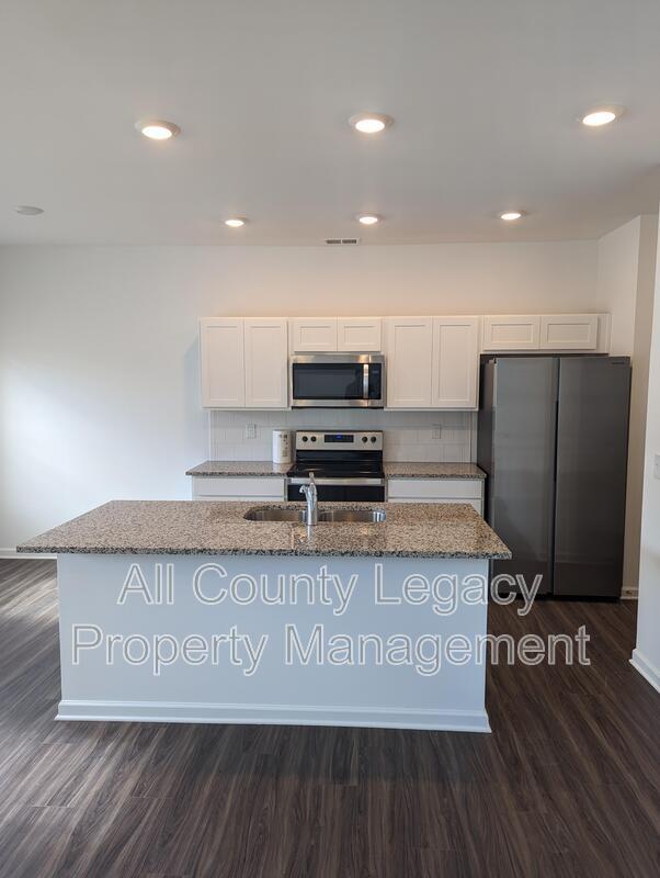 Foto del edificio - 1100 Lossie Ln