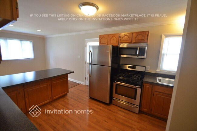 Foto del edificio - 3439 Clinton Ave