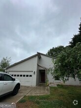 Building Photo - 700 Babbling Creek Pl