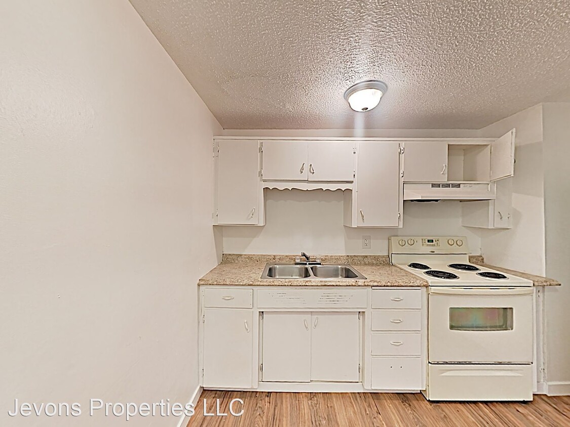 Primary Photo - 314-316 N 7th St