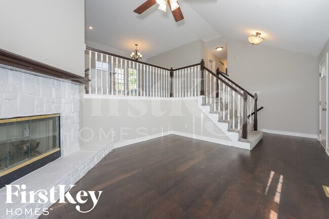 Building Photo - 17534 W 111th Terrace