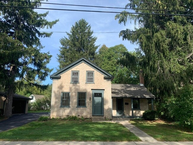 Building Photo - N67W5540 Columbia Rd