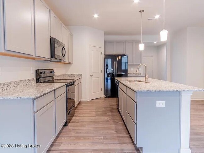 Building Photo - 4003 White Pne Ln