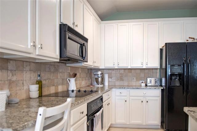 Building Photo - 8408 Brown Stone Ln