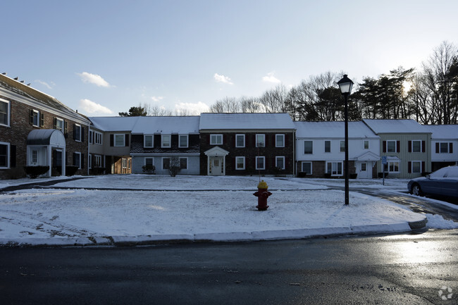 Foto del edificio - Agawam Village