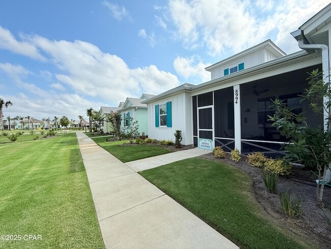 Building Photo - 8994 Parrot Pl