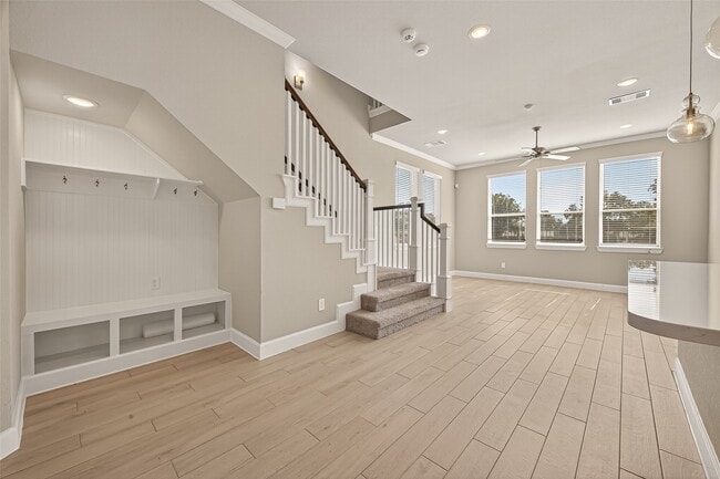 Building Photo - 3223 Cedar Dawn Ln