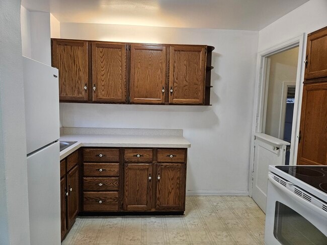 Foto del edificio - 702 Leland Ct