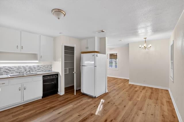 Foto del edificio - 4709 Mayfair St