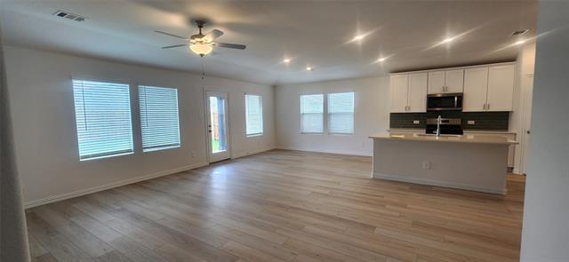 Building Photo - 511 Stagg St