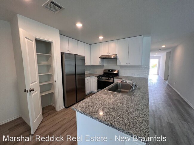 Foto del edificio - 4 br, 2 bath House - 2922 Green Finch