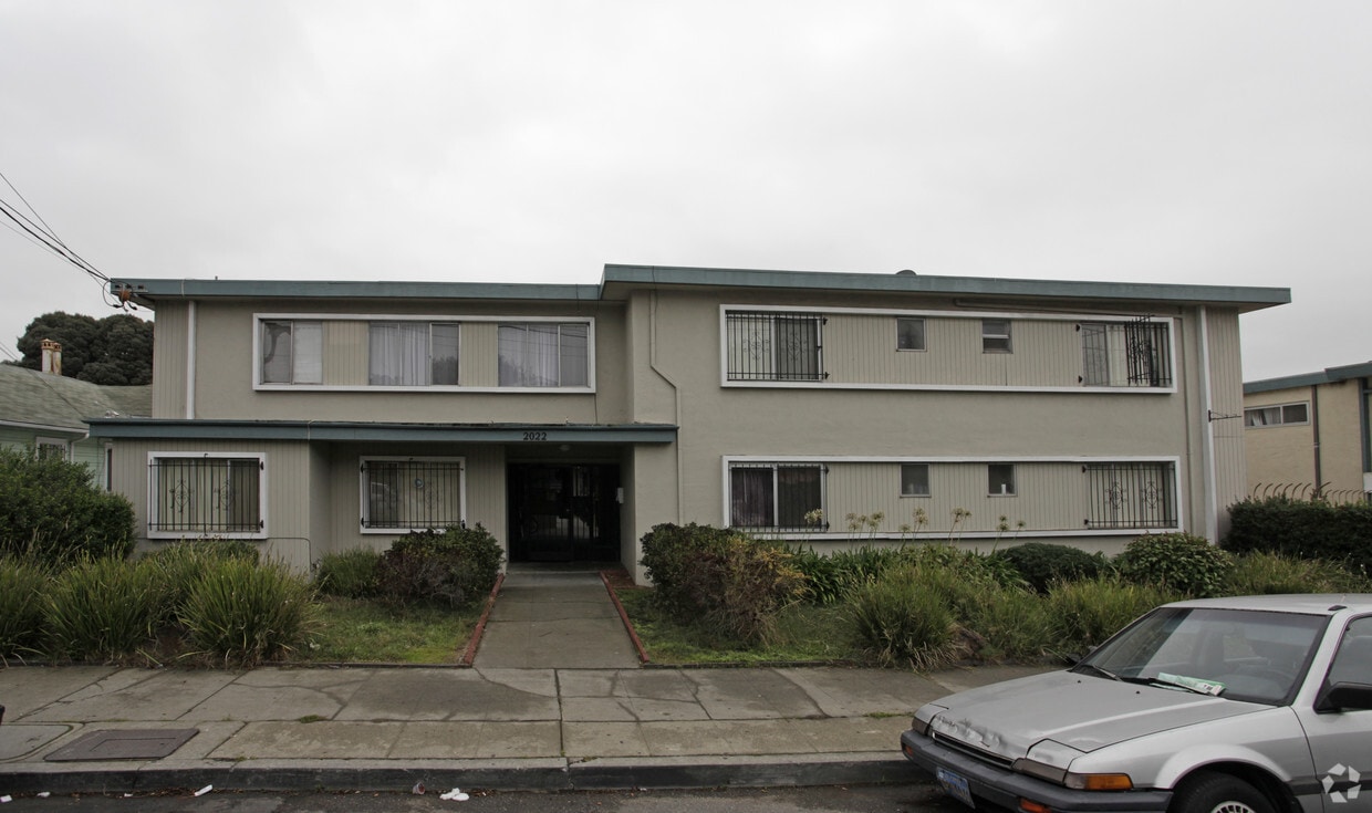Building Photo - 2022 36th Ave