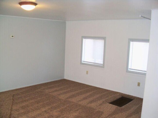 Building Photo - bedroom in Billings MT 59101