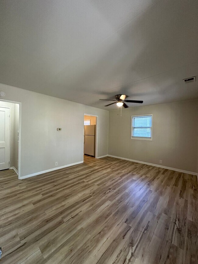 Foto del edificio - Fresh Start on the Southside | Modern Updates, Classic Charm