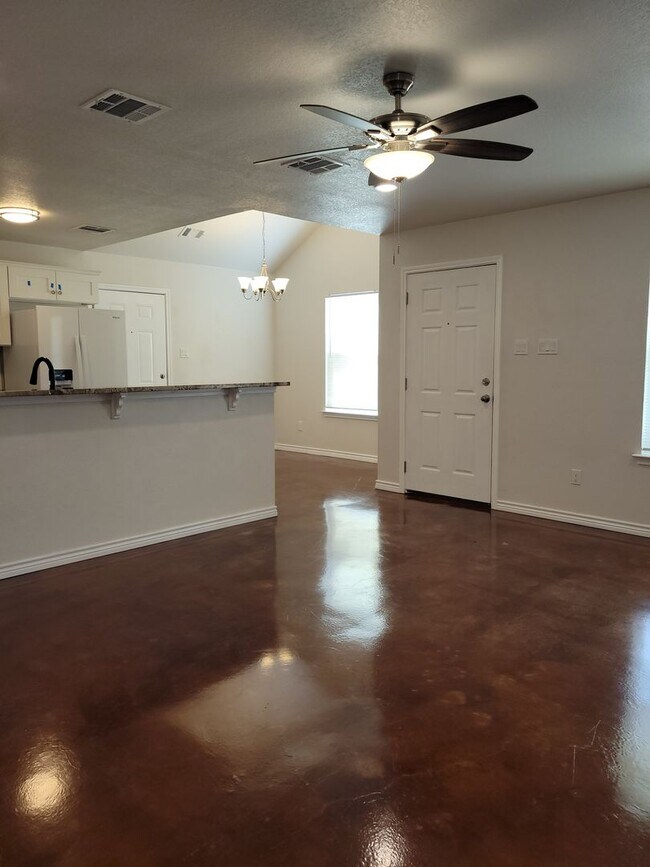 Foto del edificio - Belton - 3BD/2BA newer construction!