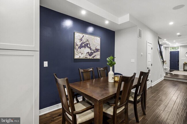 Foto del edificio - 1274 Riverside Ave