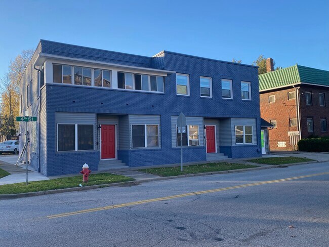 Building Photo - 1806-1812 4th St