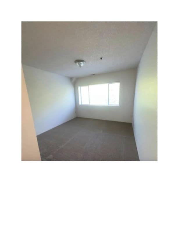 Building Photo - 1623 Kensington Pl