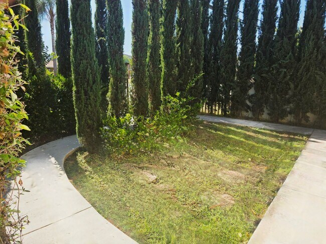 Foto del edificio - $5,500 - Beautiful 3BR/2BA Home on ? Acre ...