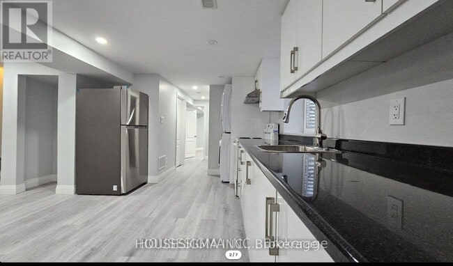 Building Photo - 24 McGarry Dr