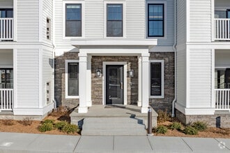 Building Photo - Overland Crossing