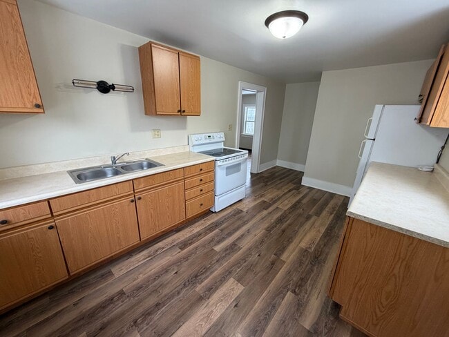 Building Photo - Vine, 732-734