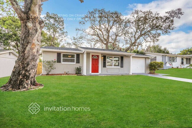 Foto del edificio - 9410 Rainbow Ln