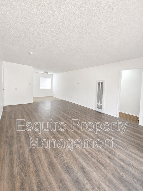 Foto del edificio - 2056 N Ventura Rd