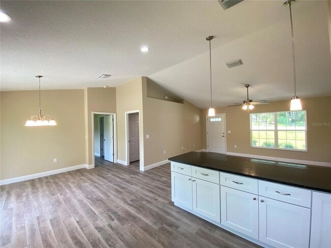 Building Photo - 2810 W Pintado Dr