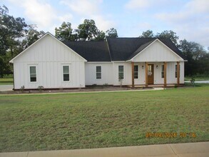 Building Photo - 172 Belmont Dr