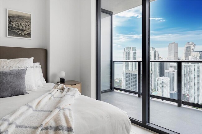 Foto del edificio - 159 NE 6th St