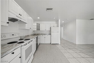 Building Photo - 4735 30th St SW